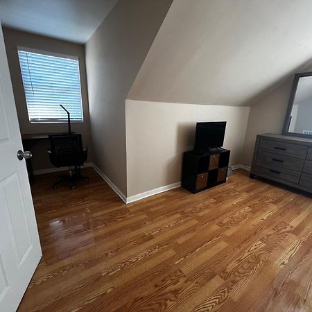 Spacious 3 Bedroom Ewing Home -Quiet Trenton Dış mekan fotoğraf